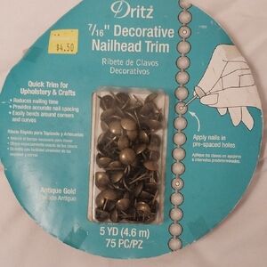 Dritz Decorative Nailhead Trim in Antique Gold